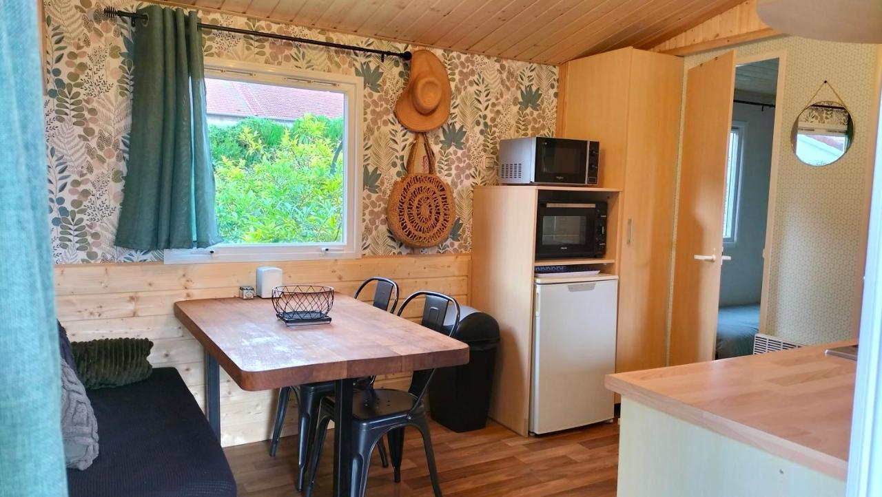 Cottage Gite Aux Lauriers Lacroix Sur Meuse Extérieur photo
